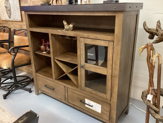 Bar cabinet|3079