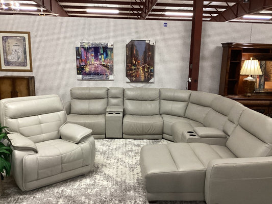 Grey sectional with 2 recliners and chaise lounge|3194