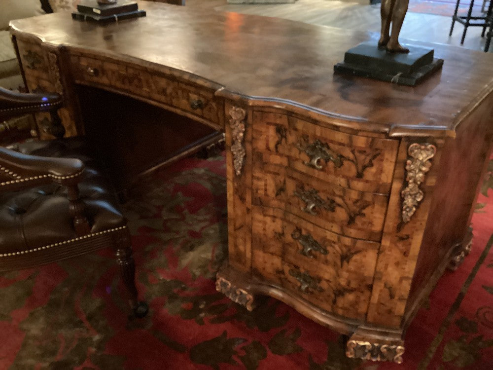 Designer executive desk|3344