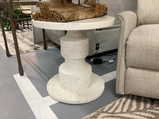 Faux stone column style end table|3507