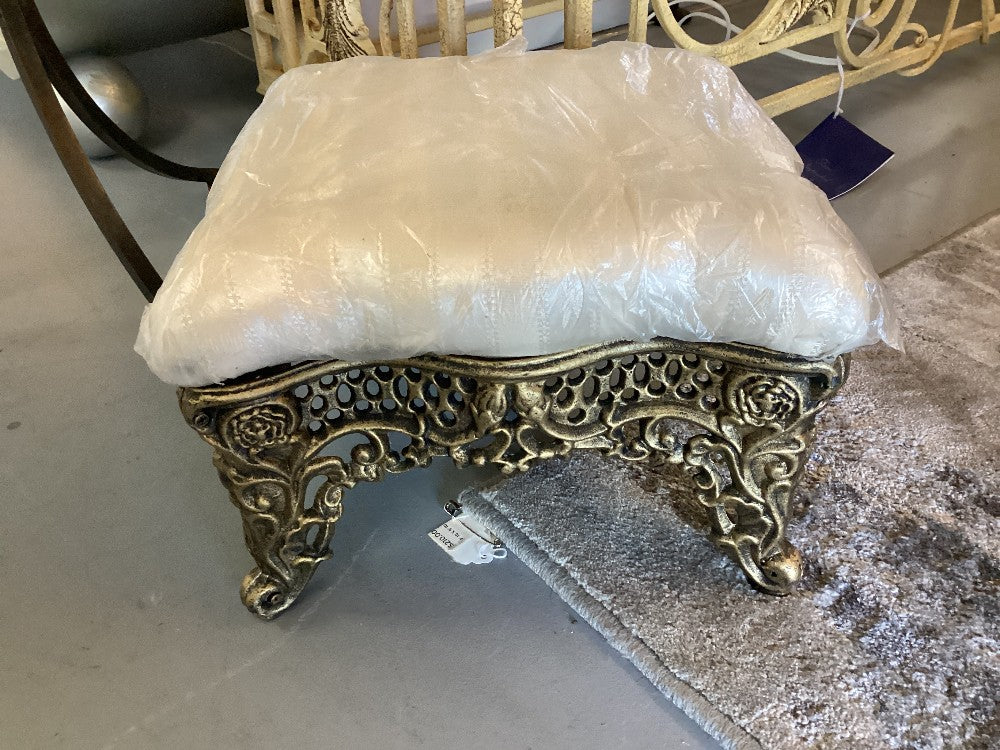 Antique foot rest|3538