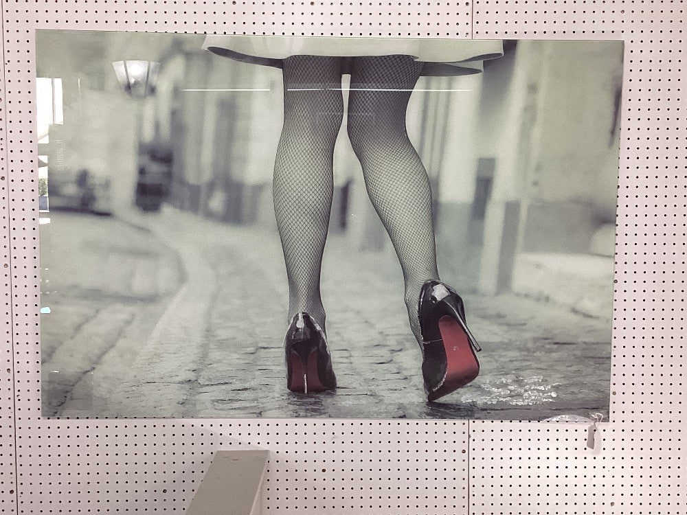 Lady w/ Heels Artwork|3715