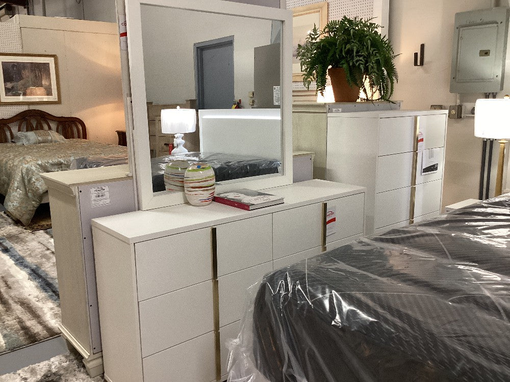 Coaster Marcelino 6 piece light up bedroom set|3774