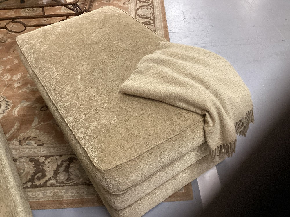 Storage ottoman|3853