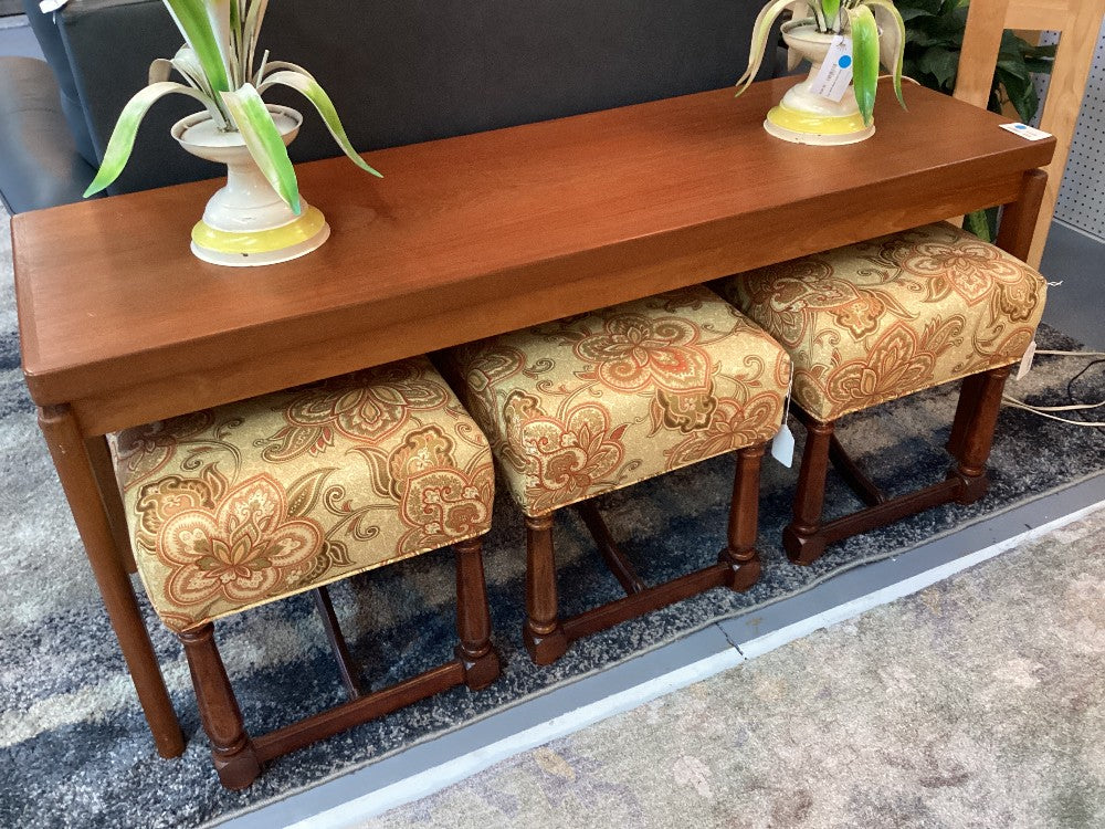 Gold/Green Stool|3975