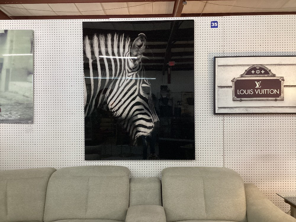 Large zebra artwork|4107