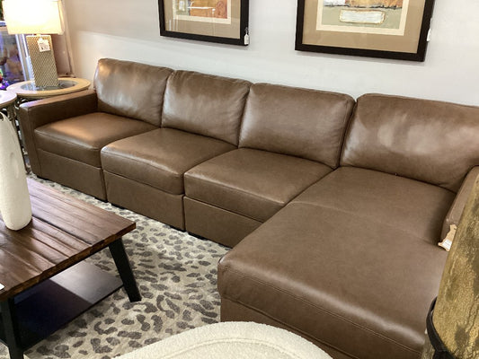 Macys Brown Leather Sofa w/ Chaise|4171