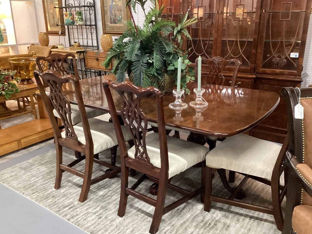 Mahogany dining table 6 chairs|4208