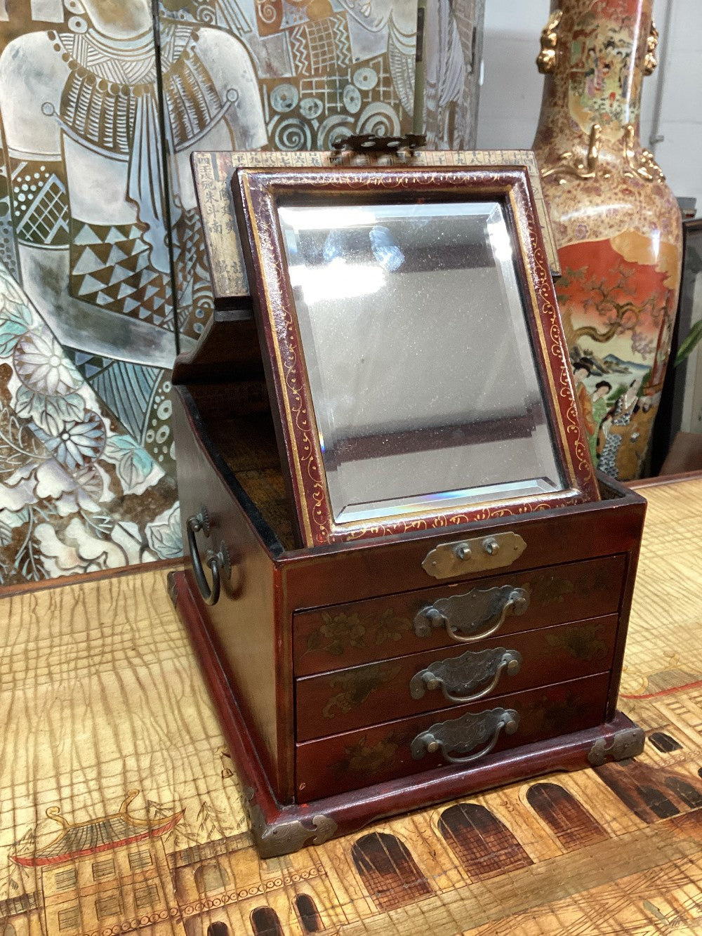 Vintage Lacquered Jewelry Box|4291