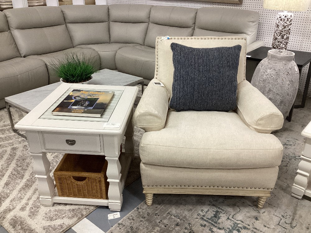 Shutter Side Table w/ Storage|5145