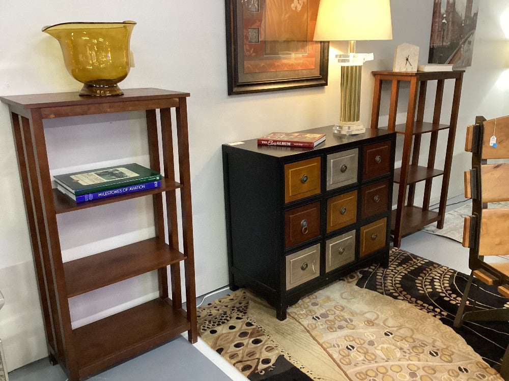 Pair of bookshelves|5167