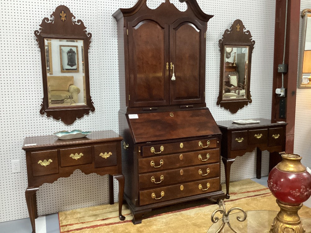 Antique End Table w/ Mirror|5322