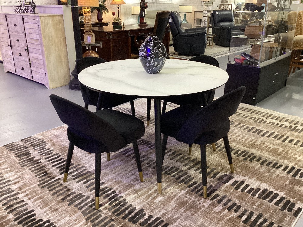 Marble design dining table with 4 chairs|5324