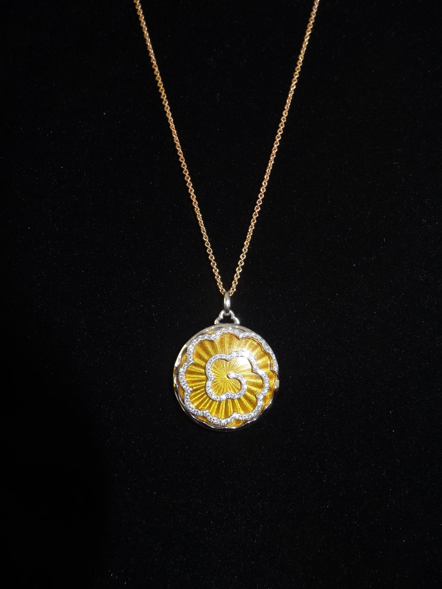 Victor Mayer Round Artemis Pendant - 18k White & Yellow Gold