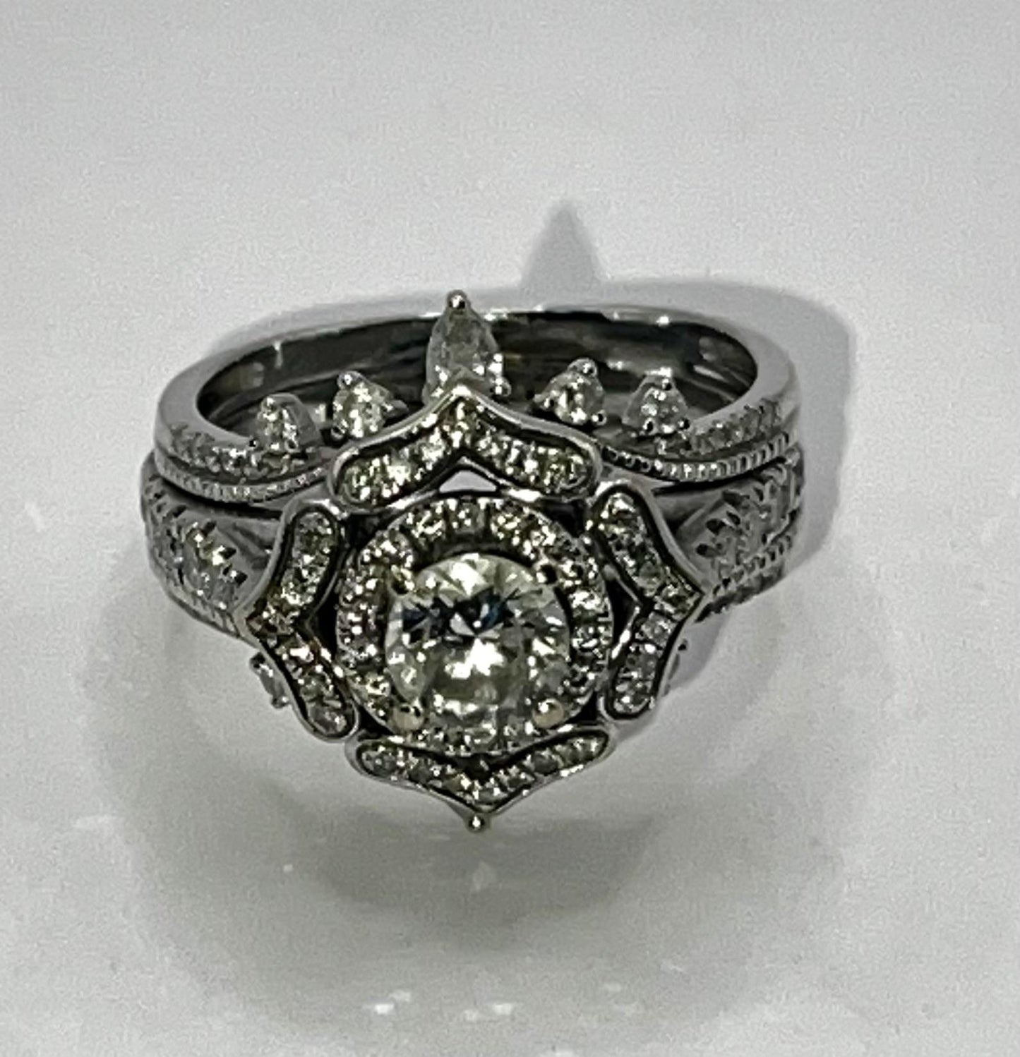 White Gold (14kt) Engagement Ring