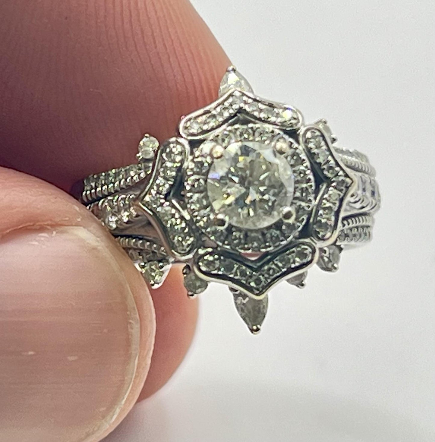 White Gold (14kt) Engagement Ring