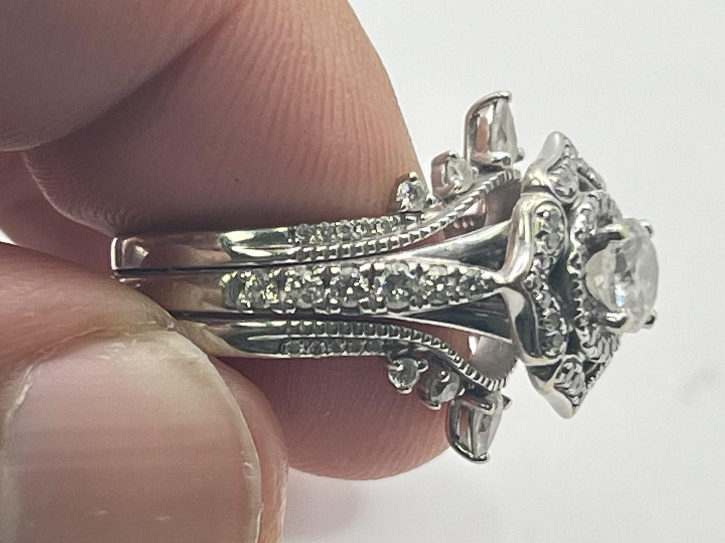 White Gold (14kt) Engagement Ring