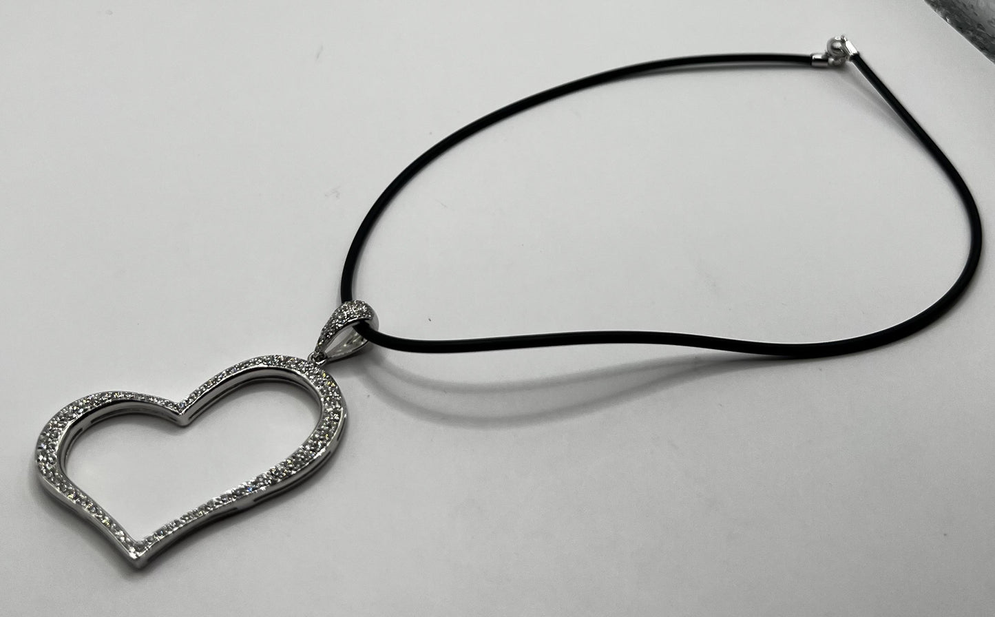 Diamond Heart Pendant - 18kt white gold