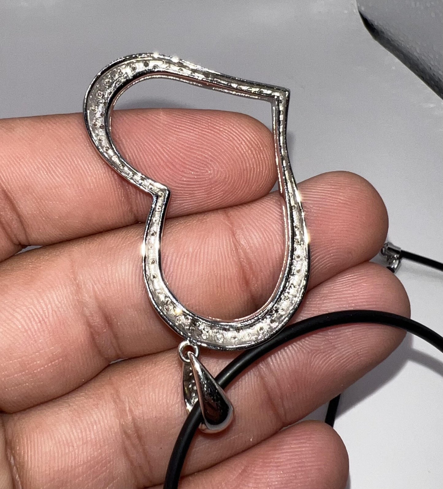 Diamond Heart Pendant - 18kt white gold