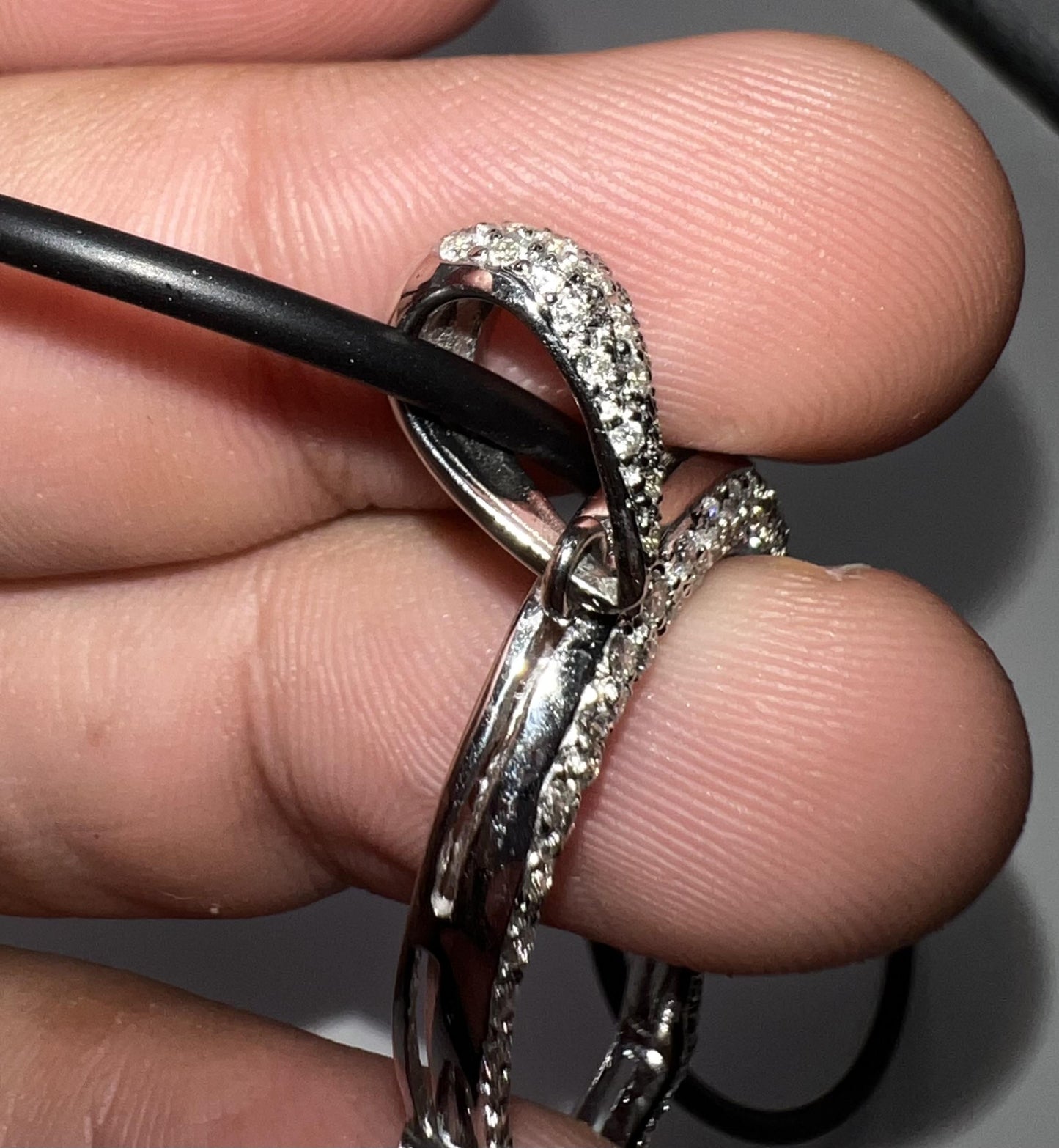 Diamond Heart Pendant - 18kt white gold