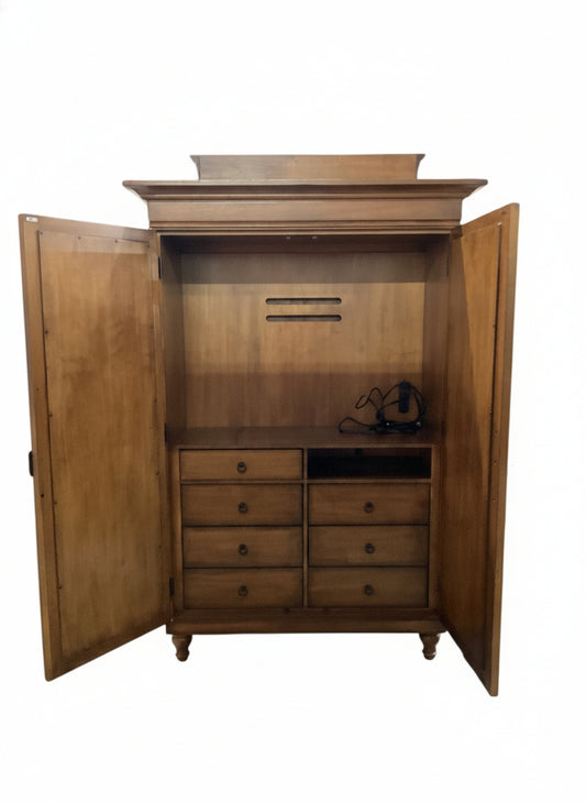 Coastal Entertainment/ Armoire|2488