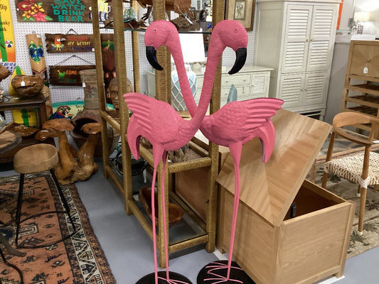 Tall metal flamingo|2174