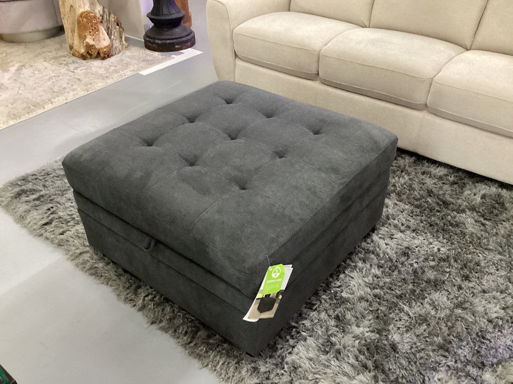 Thomasville Storage Ottoman|2845