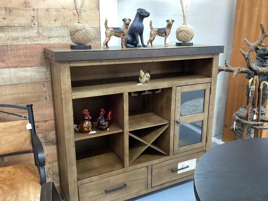 Bar cabinet|3078