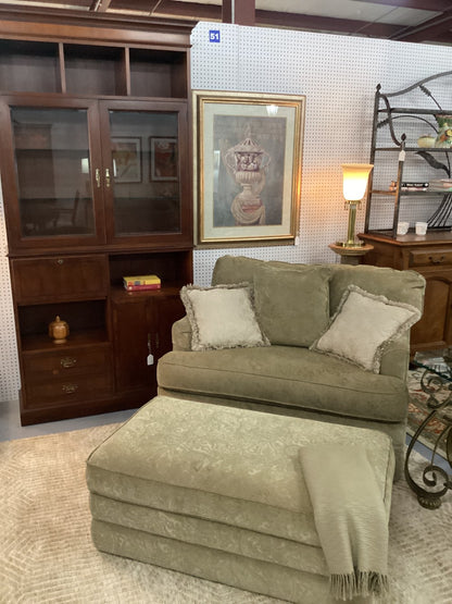Oversized Chair and Ottoman|3127