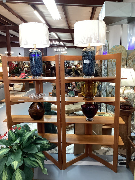 Teak open shelving|3227