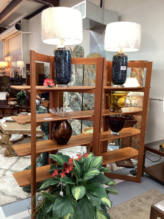 Teak open shelving|3228