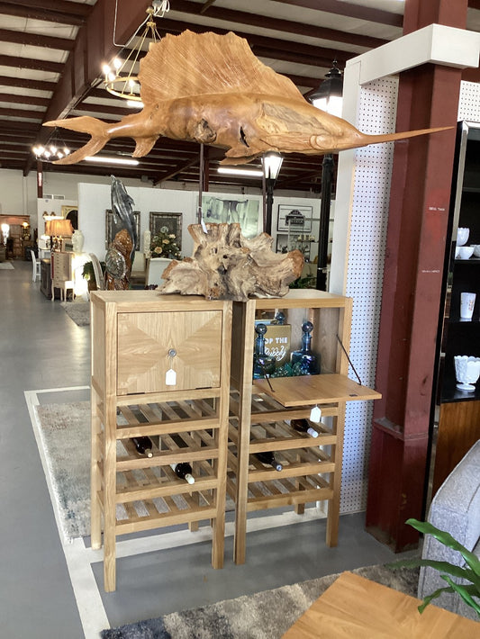 Wine cabinet/ Bar|3233