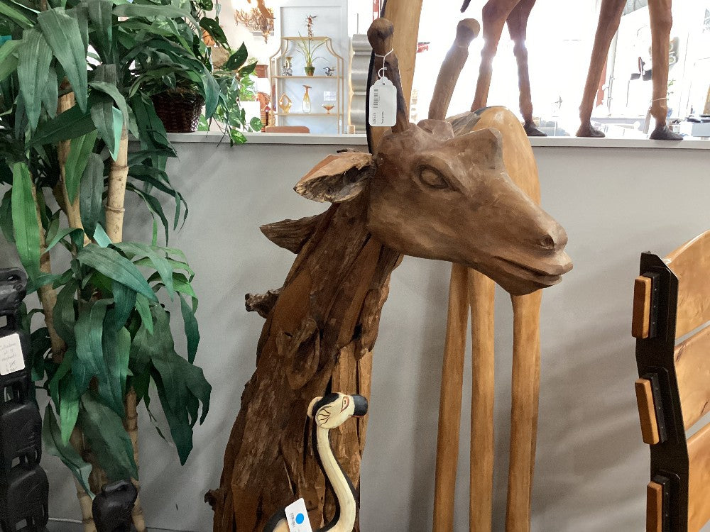 Teak giraffe|3270
