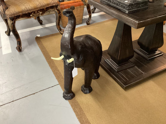 Medium leather Elephant|3275