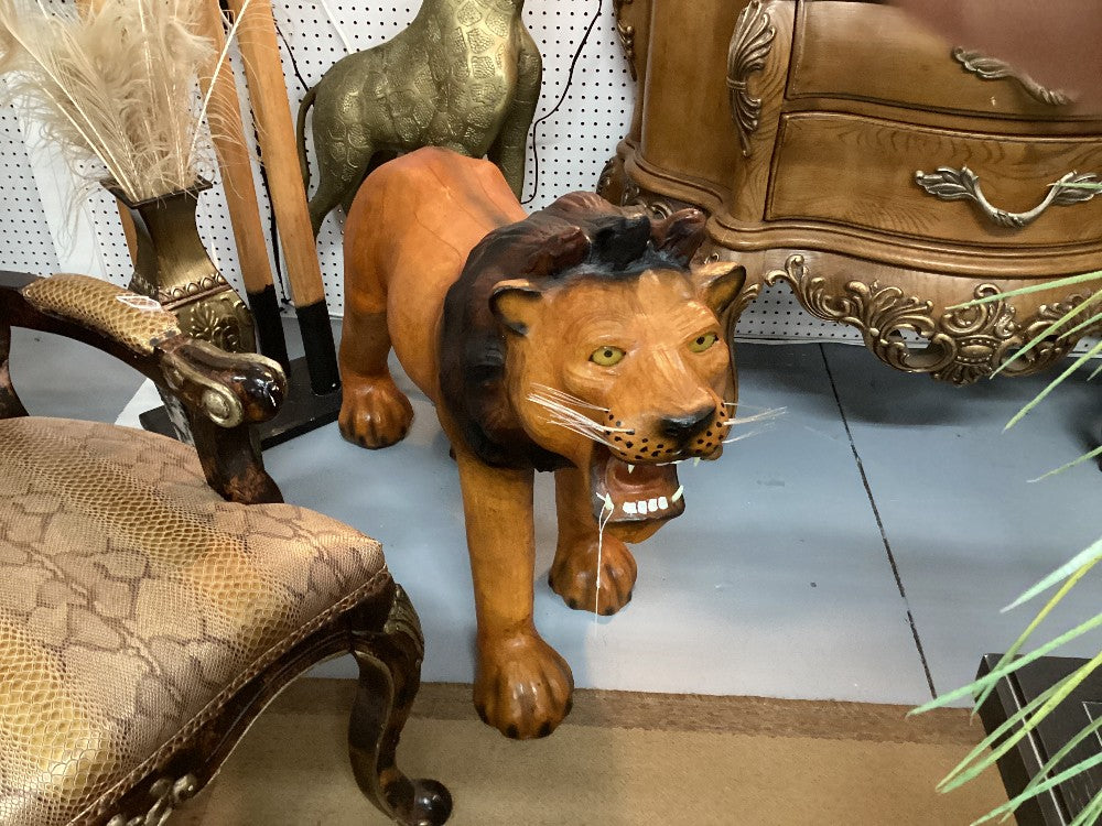 Leather lion|3277