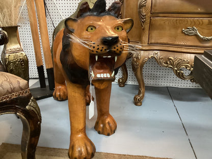 Leather lion|3280