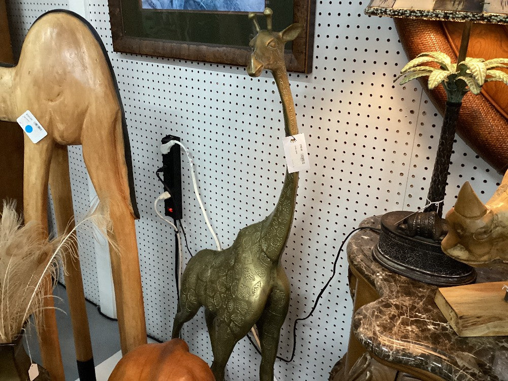Giraffe Statue|3281