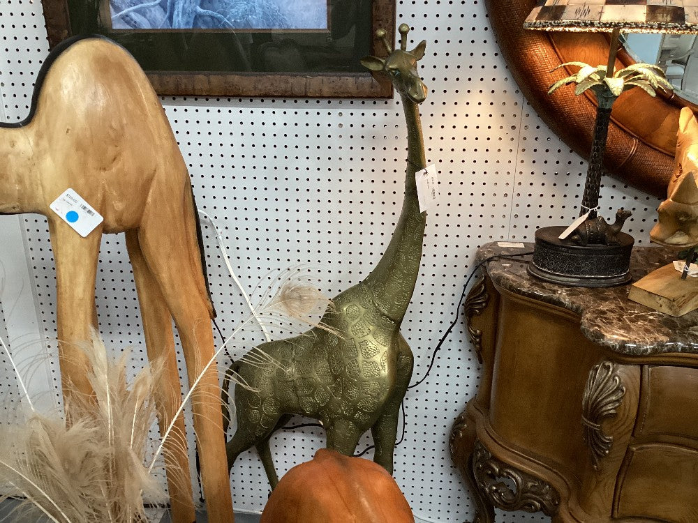 Giraffe Statue|3282