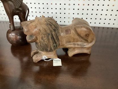 African lion wood carving|3314