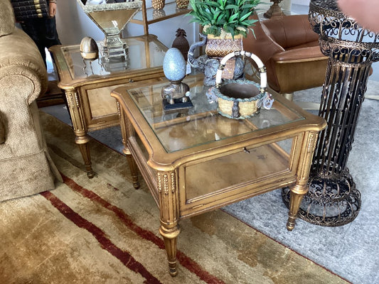 Display case gold end table|3337