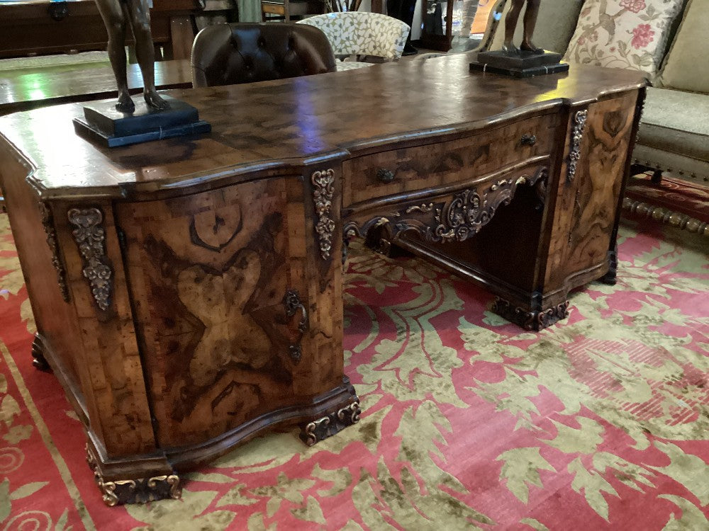 Designer executive desk|3345