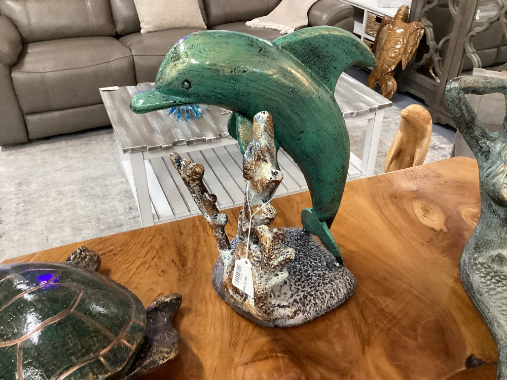 Aluminum dolphin w/ reef 13 H 9D 9W|3443