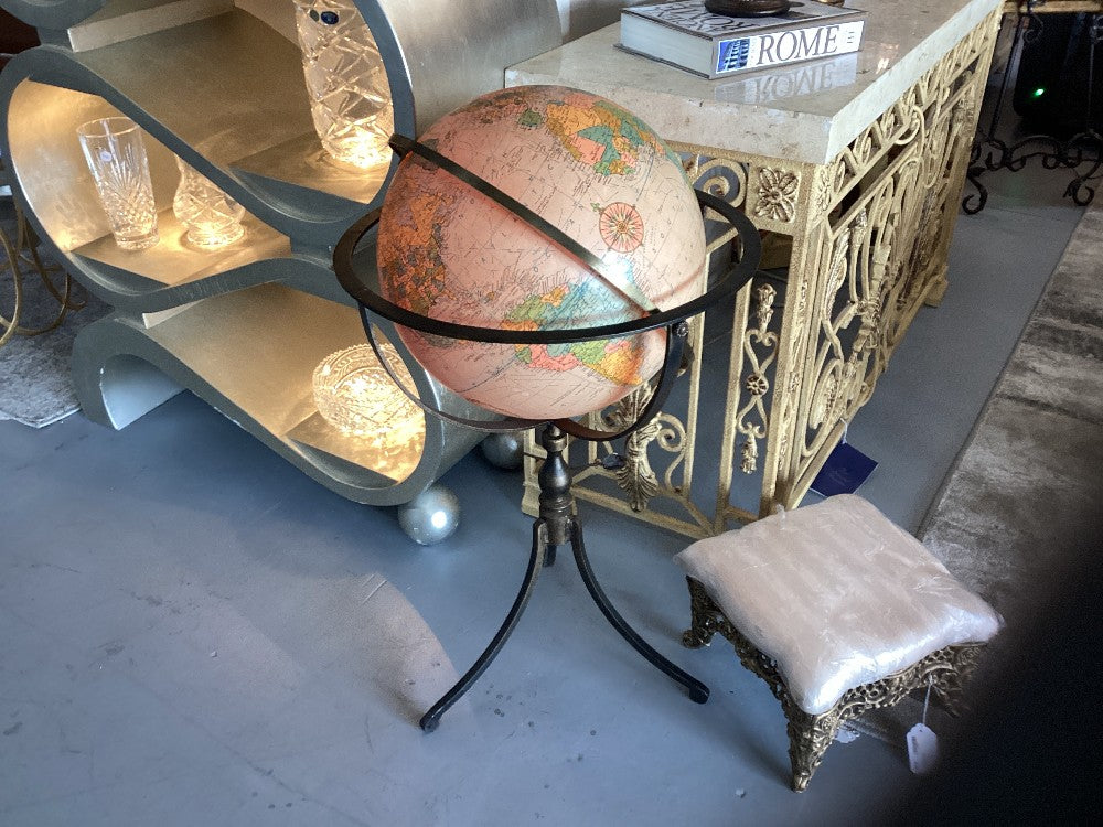 Standing light up  globe|3608