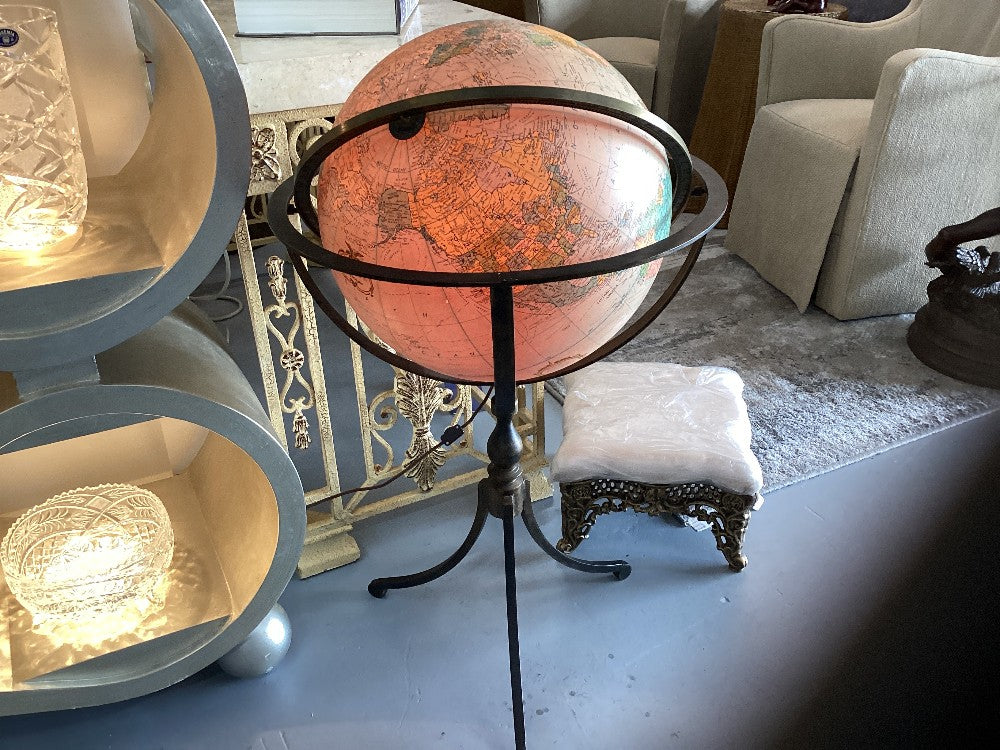 Standing light up  globe|3610