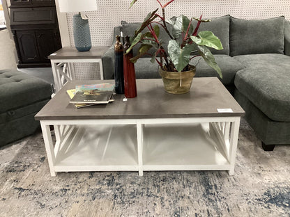 Farm style rolling coffee table|3648