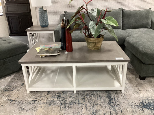Farm style rolling coffee table|3648