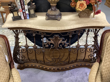 Pulaski furniture corp Bombe console and mirror|3732