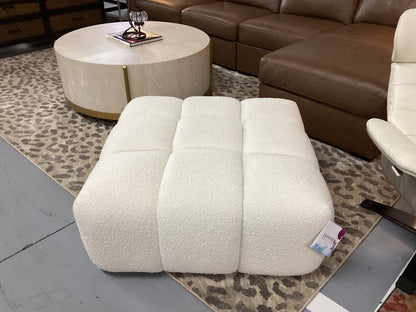 Safavieh square ottoman 38x38x16|3744