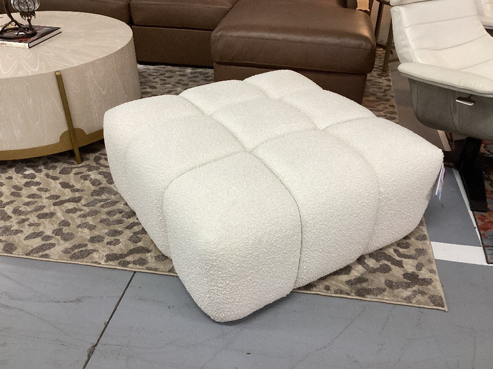 Safavieh square ottoman 38x38x16|3745