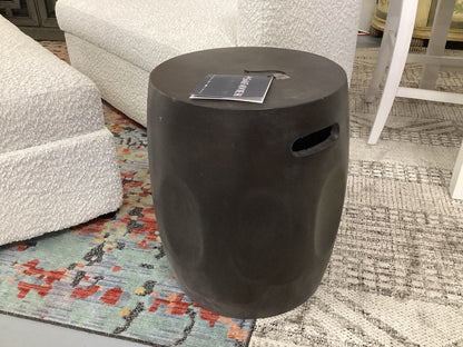 Safavieh ceramic stool 18x14|3747